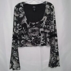 SOCIAL COLLISION SLEEPY HOLLOW COTTAGE BELL SLEEVE SIZE L CROP TOP - HOT TOPIC